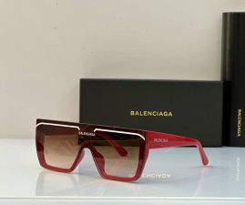 Picture of Balenciga Sunglasses _SKUfw53545476fw